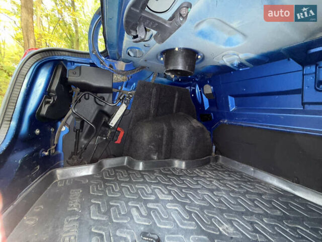 Рено Сімбол 2006 у Чернівцях на Automoto.ua Синій Рено Сімбол, об'ємом двигуна 1.39 л та пробігом 229 тис. км за 3200 $, фото 19 на Automoto.ua