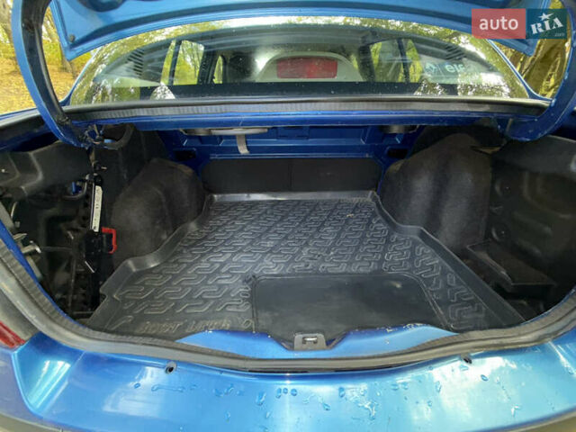 Рено Сімбол 2006 у Чернівцях на Automoto.ua Синій Рено Сімбол, об'ємом двигуна 1.39 л та пробігом 229 тис. км за 3200 $, фото 18 на Automoto.ua