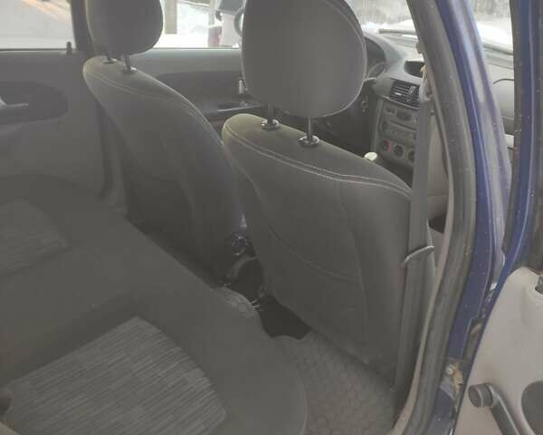 Синій Рено Сімбол, об'ємом двигуна 1.39 л та пробігом 214 тис. км за 4100 $, фото 9 на Automoto.ua