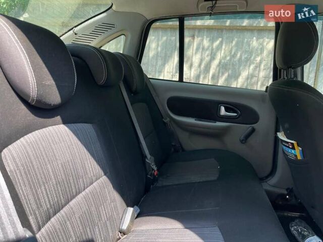 Синий Рено Симбол, объемом двигателя 1.5 л и пробегом 310 тыс. км за 3790 $, фото 15 на Automoto.ua