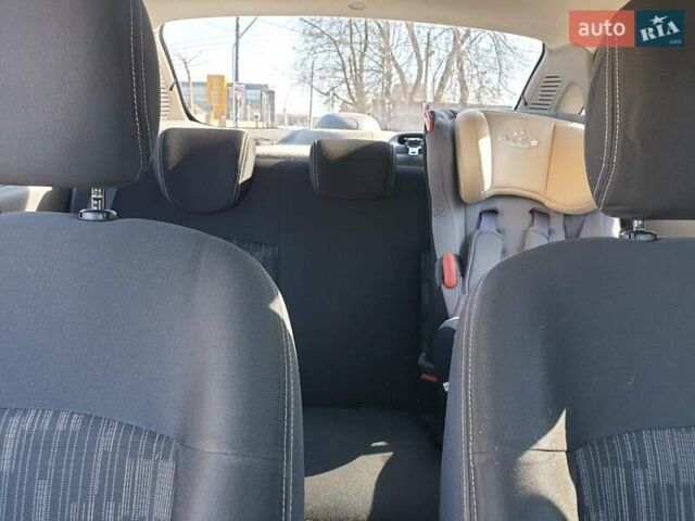 Синий Рено Симбол, объемом двигателя 1.5 л и пробегом 133 тыс. км за 4700 $, фото 13 на Automoto.ua