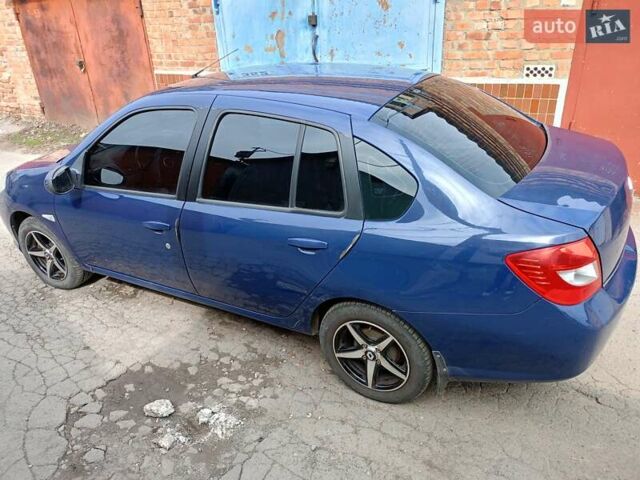 Синий Рено Симбол, объемом двигателя 1.5 л и пробегом 133 тыс. км за 4700 $, фото 1 на Automoto.ua