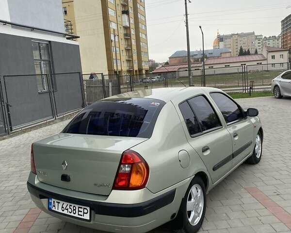 Зеленый Рено Симбол, объемом двигателя 1.39 л и пробегом 198 тыс. км за 3650 $, фото 1 на Automoto.ua