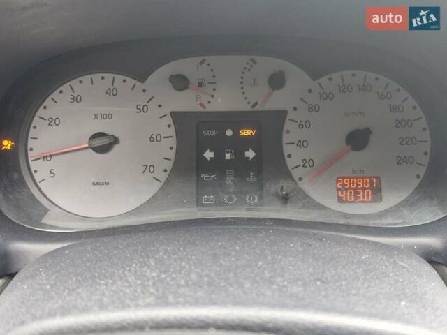 Зеленый Рено Симбол, объемом двигателя 1.39 л и пробегом 290 тыс. км за 2950 $, фото 1 на Automoto.ua