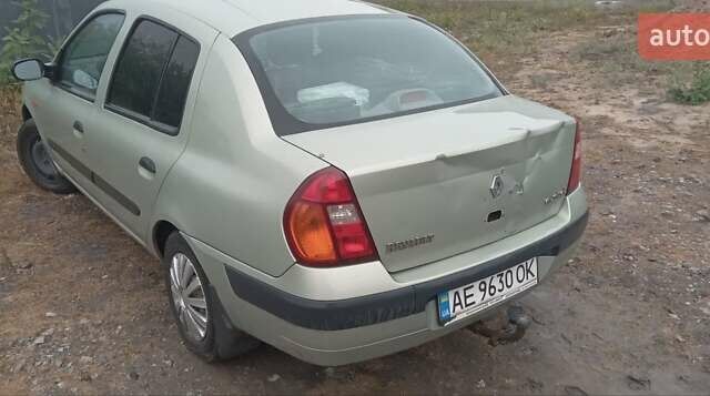 Зелений Рено Сімбол, об'ємом двигуна 1.4 л та пробігом 301 тис. км за 1900 $, фото 2 на Automoto.ua