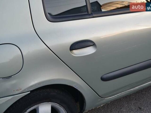 Зеленый Рено Симбол, объемом двигателя 1.39 л и пробегом 280 тыс. км за 2300 $, фото 7 на Automoto.ua