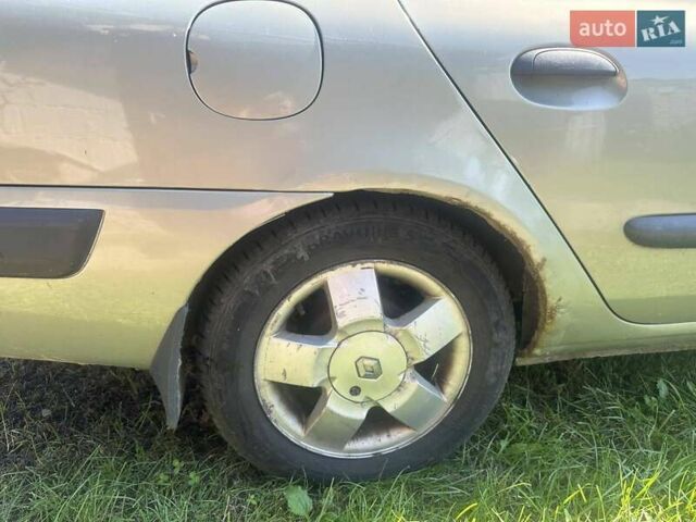 Зелений Рено Сімбол, об'ємом двигуна 1.4 л та пробігом 210 тис. км за 2800 $, фото 3 на Automoto.ua