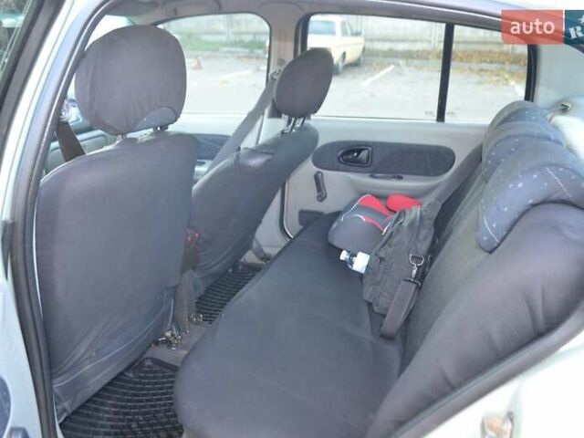 Зеленый Рено Симбол, объемом двигателя 1.39 л и пробегом 280 тыс. км за 2300 $, фото 1 на Automoto.ua