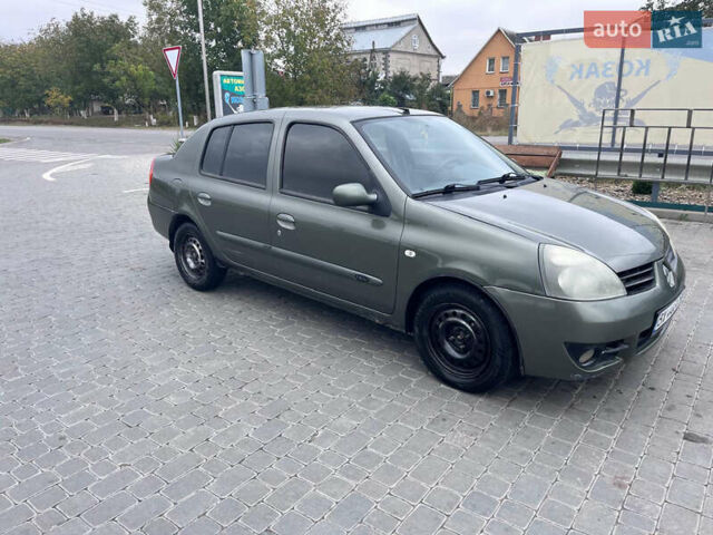 Зеленый Рено Симбол, объемом двигателя 1.39 л и пробегом 219 тыс. км за 3600 $, фото 7 на Automoto.ua