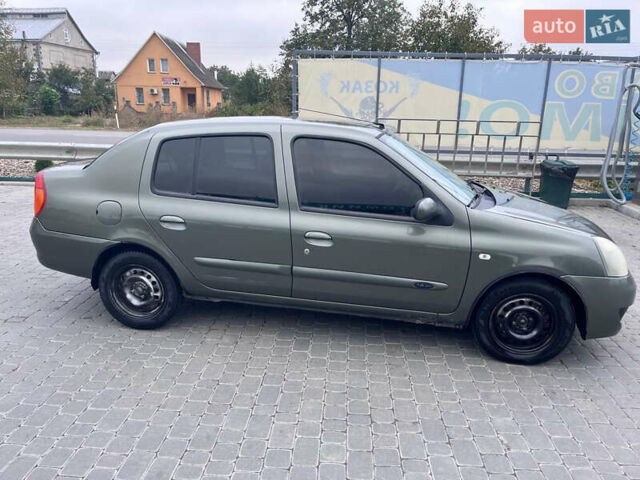 Зеленый Рено Симбол, объемом двигателя 1.39 л и пробегом 219 тыс. км за 3600 $, фото 6 на Automoto.ua