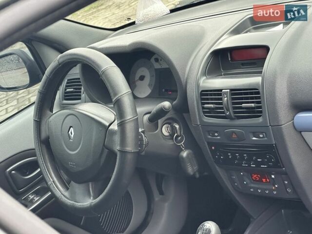 Зелений Рено Сімбол, об'ємом двигуна 1.39 л та пробігом 206 тис. км за 3390 $, фото 62 на Automoto.ua