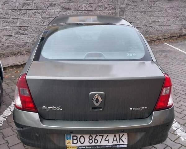 Зеленый Рено Симбол, объемом двигателя 1.39 л и пробегом 110 тыс. км за 3900 $, фото 2 на Automoto.ua