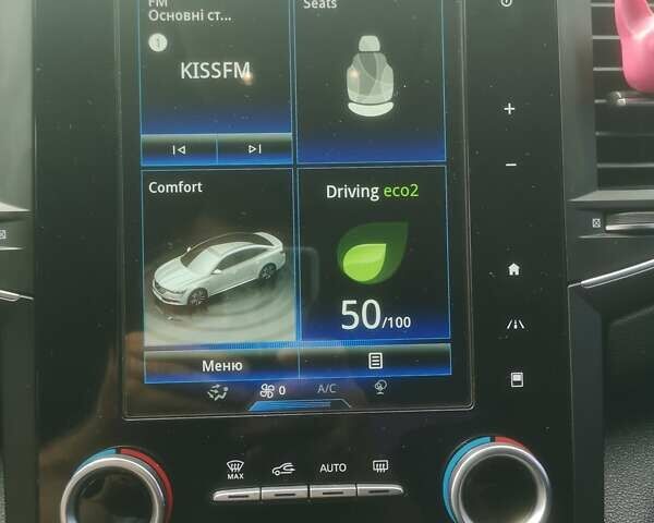 Белый Рено Talisman, объемом двигателя 1.6 л и пробегом 114 тыс. км за 12900 $, фото 30 на Automoto.ua