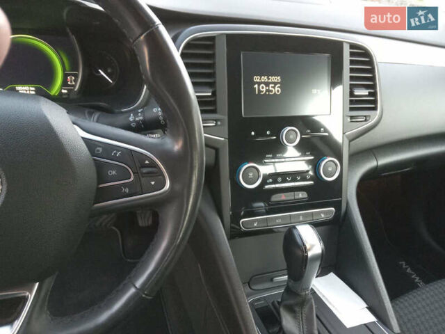 Рено Talisman 2016 в Житомире на Automoto.ua Белый Рено Talisman, объемом двигателя 0 л и пробегом 195 тыс. км за 15800 $, фото 13 на Automoto.ua