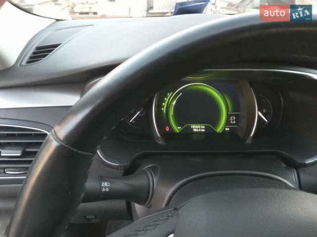 Рено Talisman 2016 в Житомире на Automoto.ua Белый Рено Talisman, объемом двигателя 0 л и пробегом 195 тыс. км за 15800 $, фото 11 на Automoto.ua