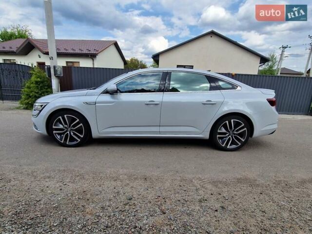 Белый Рено Talisman, объемом двигателя 1.6 л и пробегом 57 тыс. км за 13600 $, фото 3 на Automoto.ua