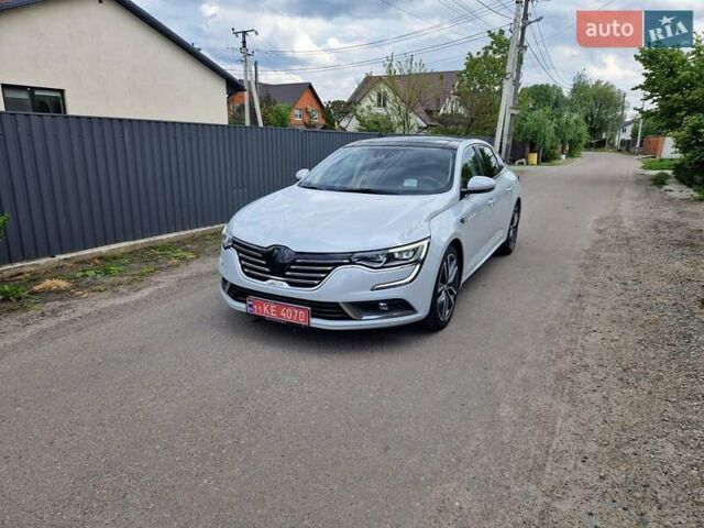 Белый Рено Talisman, объемом двигателя 1.6 л и пробегом 57 тыс. км за 13600 $, фото 1 на Automoto.ua