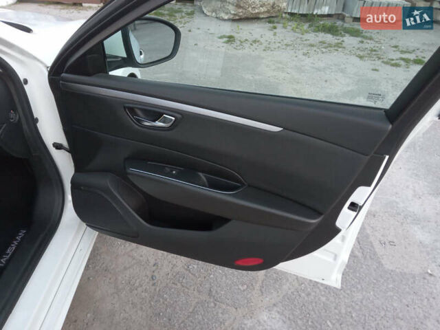 Рено Talisman 2016 в Житомире на Automoto.ua Белый Рено Talisman, объемом двигателя 0 л и пробегом 195 тыс. км за 15800 $, фото 19 на Automoto.ua