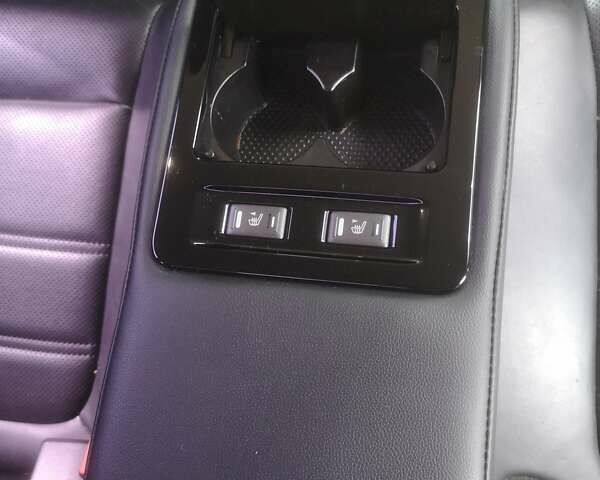 Белый Рено Talisman, объемом двигателя 1.6 л и пробегом 114 тыс. км за 12900 $, фото 25 на Automoto.ua