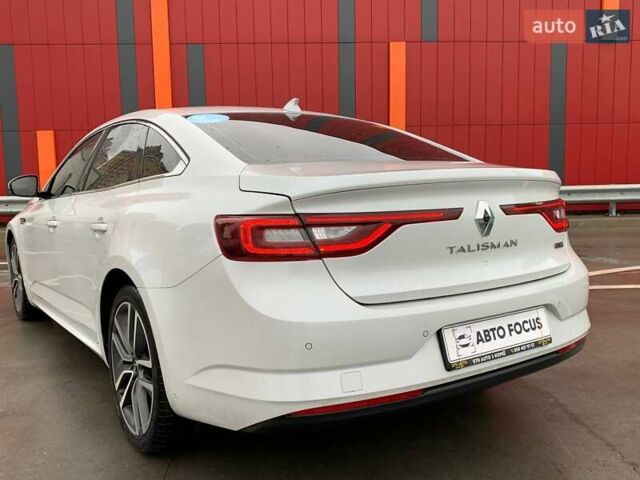Белый Рено Talisman, объемом двигателя 1.46 л и пробегом 155 тыс. км за 13990 $, фото 5 на Automoto.ua