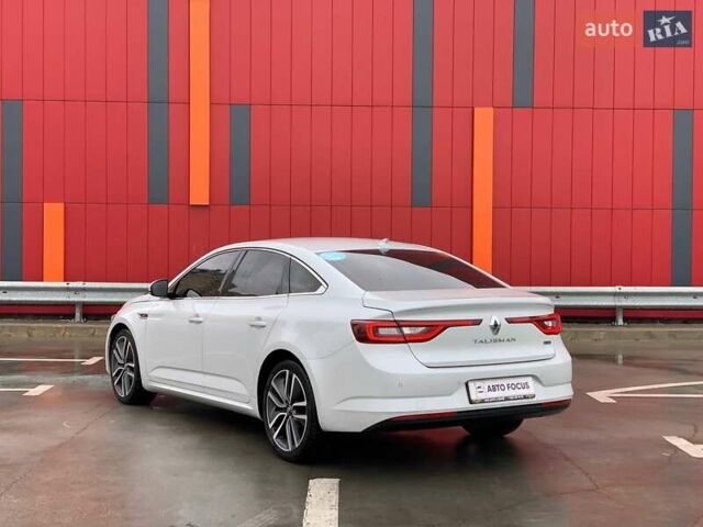 Белый Рено Talisman, объемом двигателя 1.46 л и пробегом 155 тыс. км за 13990 $, фото 4 на Automoto.ua