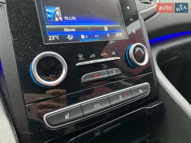 Белый Рено Talisman, объемом двигателя 1.46 л и пробегом 155 тыс. км за 13990 $, фото 24 на Automoto.ua