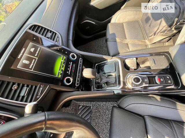 Білий Рено Talisman, об'ємом двигуна 1.5 л та пробігом 112 тис. км за 16900 $, фото 16 на Automoto.ua