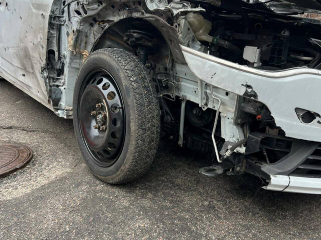 Білий Рено Talisman, об'ємом двигуна 1.6 л та пробігом 250 тис. км за 7900 $, фото 18 на Automoto.ua