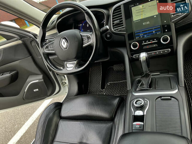 Білий Рено Talisman, об'ємом двигуна 1.6 л та пробігом 260 тис. км за 17850 $, фото 8 на Automoto.ua