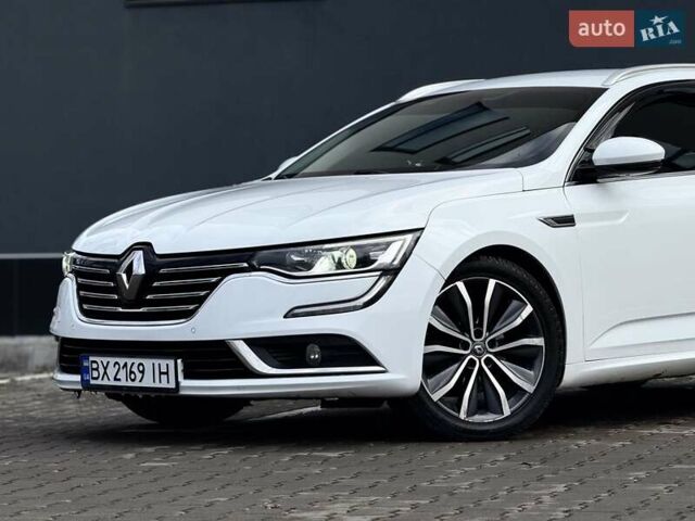 Білий Рено Talisman, об'ємом двигуна 1.5 л та пробігом 245 тис. км за 12999 $, фото 5 на Automoto.ua