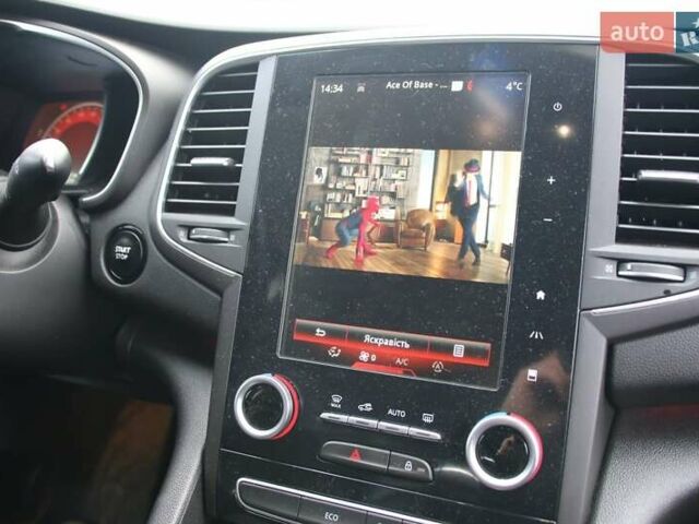 Білий Рено Talisman, об'ємом двигуна 1.6 л та пробігом 175 тис. км за 16950 $, фото 20 на Automoto.ua