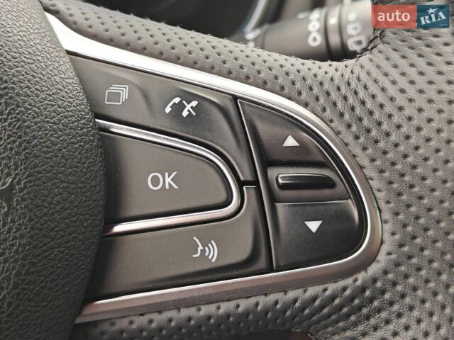 Білий Рено Talisman, об'ємом двигуна 1.6 л та пробігом 237 тис. км за 13700 $, фото 13 на Automoto.ua