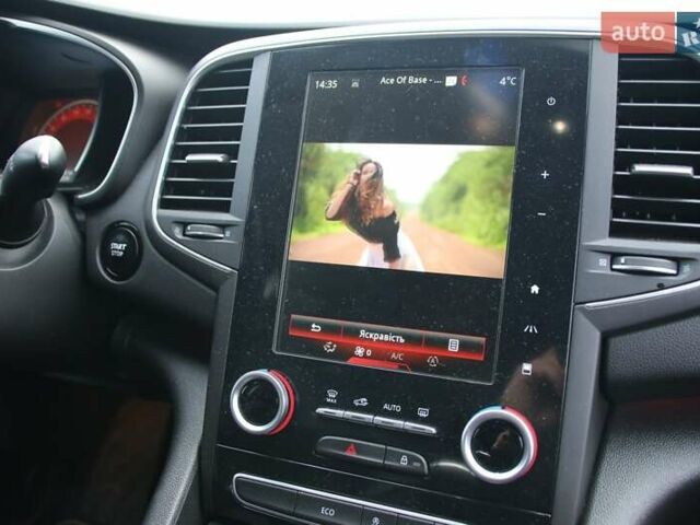 Білий Рено Talisman, об'ємом двигуна 1.6 л та пробігом 175 тис. км за 16950 $, фото 21 на Automoto.ua