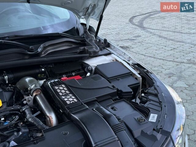 Білий Рено Talisman, об'ємом двигуна 1.6 л та пробігом 182 тис. км за 15800 $, фото 93 на Automoto.ua
