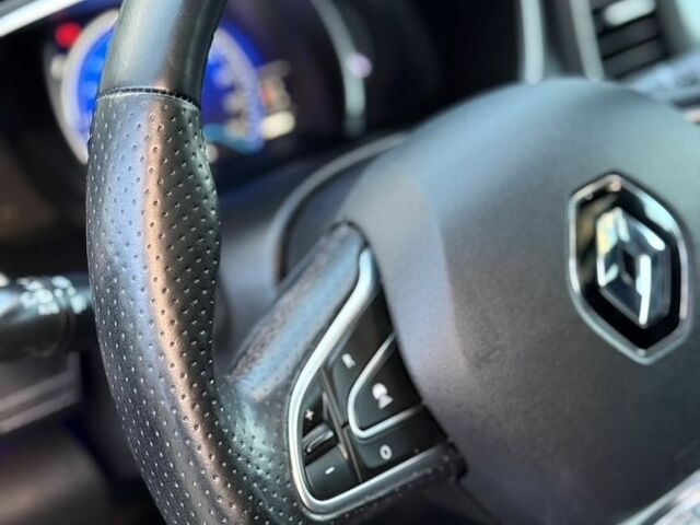 Білий Рено Talisman, об'ємом двигуна 1.6 л та пробігом 182 тис. км за 15800 $, фото 33 на Automoto.ua