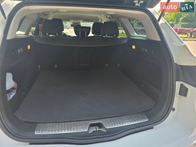 Белый Рено Talisman, объемом двигателя 1.6 л и пробегом 237 тыс. км за 13200 $, фото 20 на Automoto.ua