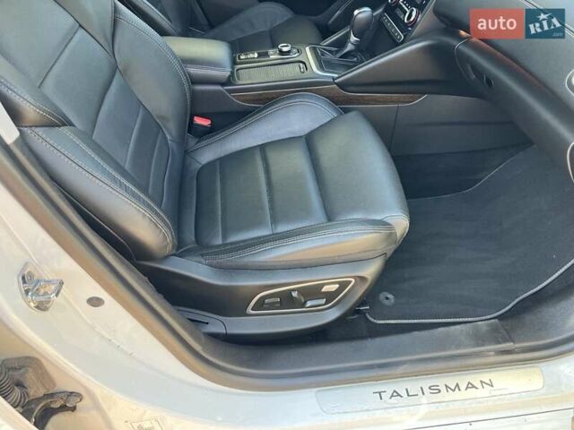 Белый Рено Talisman, объемом двигателя 1.5 л и пробегом 172 тыс. км за 14150 $, фото 37 на Automoto.ua