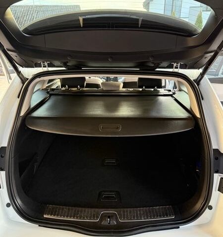 Білий Рено Talisman, об'ємом двигуна 1.6 л та пробігом 203 тис. км за 17500 $, фото 17 на Automoto.ua