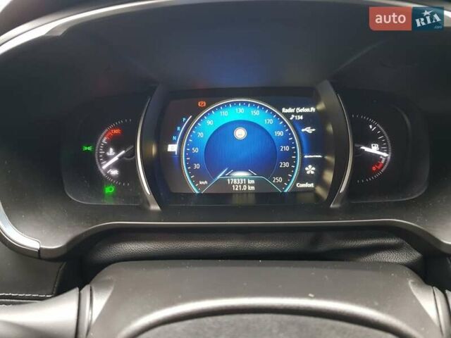 Черный Рено Talisman, объемом двигателя 1.6 л и пробегом 178 тыс. км за 16300 $, фото 9 на Automoto.ua