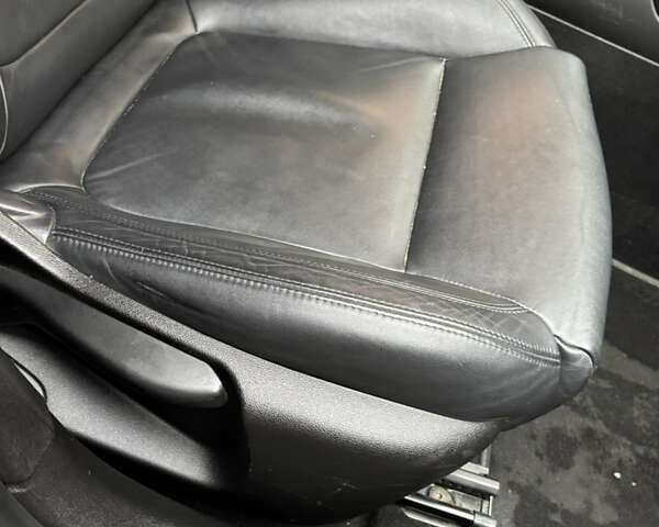 Черный Рено Talisman, объемом двигателя 1.6 л и пробегом 250 тыс. км за 12500 $, фото 36 на Automoto.ua