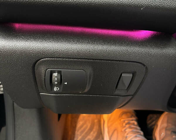 Черный Рено Talisman, объемом двигателя 1.6 л и пробегом 250 тыс. км за 12500 $, фото 76 на Automoto.ua