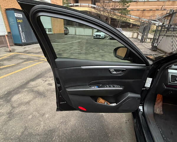 Черный Рено Talisman, объемом двигателя 1.6 л и пробегом 250 тыс. км за 12500 $, фото 42 на Automoto.ua