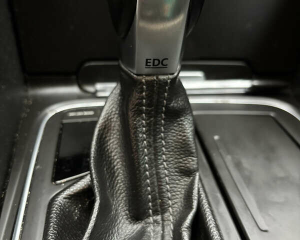 Черный Рено Talisman, объемом двигателя 1.6 л и пробегом 250 тыс. км за 12500 $, фото 55 на Automoto.ua