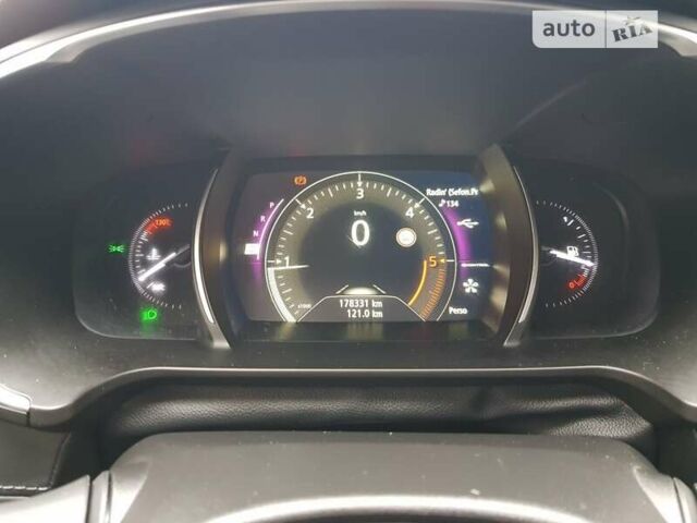 Черный Рено Talisman, объемом двигателя 1.6 л и пробегом 178 тыс. км за 16300 $, фото 5 на Automoto.ua