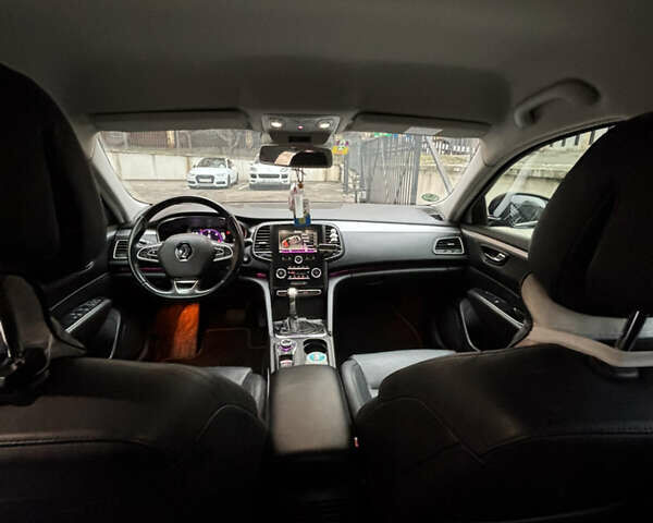 Черный Рено Talisman, объемом двигателя 1.6 л и пробегом 250 тыс. км за 12500 $, фото 45 на Automoto.ua