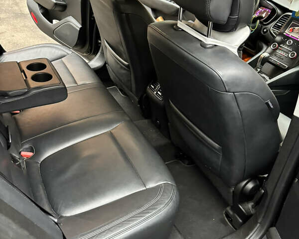 Черный Рено Talisman, объемом двигателя 1.6 л и пробегом 250 тыс. км за 12500 $, фото 34 на Automoto.ua