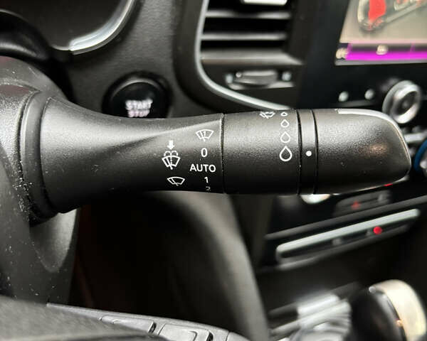 Черный Рено Talisman, объемом двигателя 1.6 л и пробегом 250 тыс. км за 12500 $, фото 30 на Automoto.ua