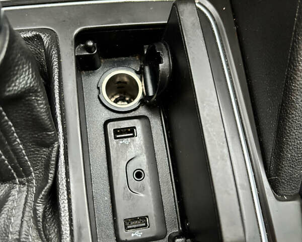 Черный Рено Talisman, объемом двигателя 1.6 л и пробегом 250 тыс. км за 12500 $, фото 58 на Automoto.ua