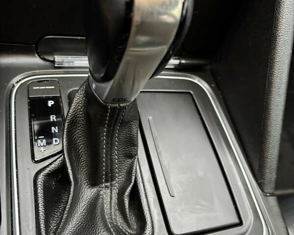 Черный Рено Talisman, объемом двигателя 1.6 л и пробегом 250 тыс. км за 12500 $, фото 56 на Automoto.ua