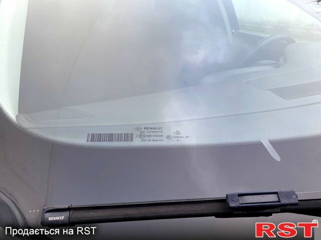 Чорний Рено Talisman, об'ємом двигуна 1.5 л та пробігом 218 тис. км за 12900 $, фото 8 на Automoto.ua